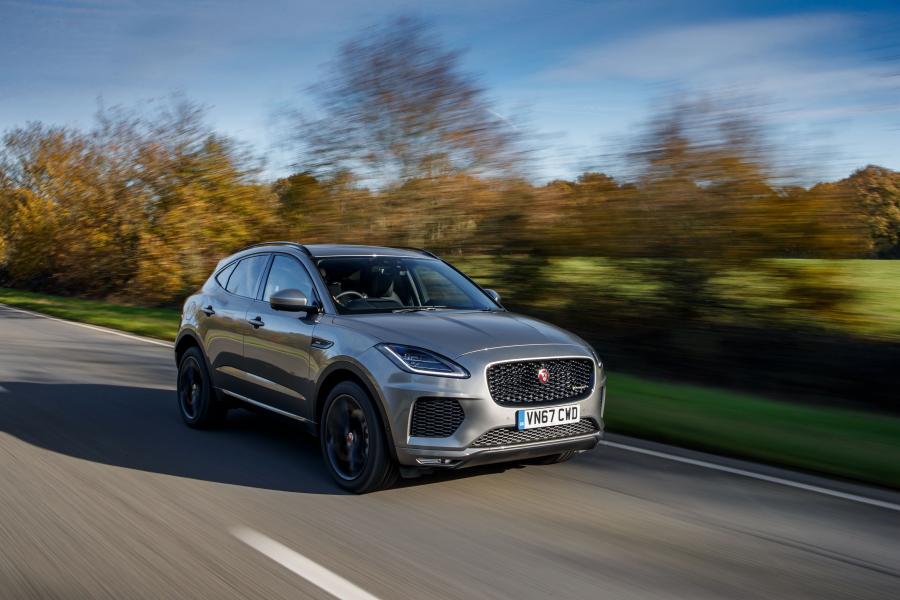  Jaguar E-Pace R-Dynamic P300 AWD 2017 года  (UK) (фото 29 из 44)